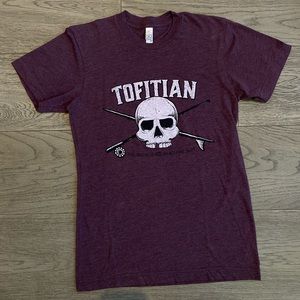 tofinian pirates graphic tee